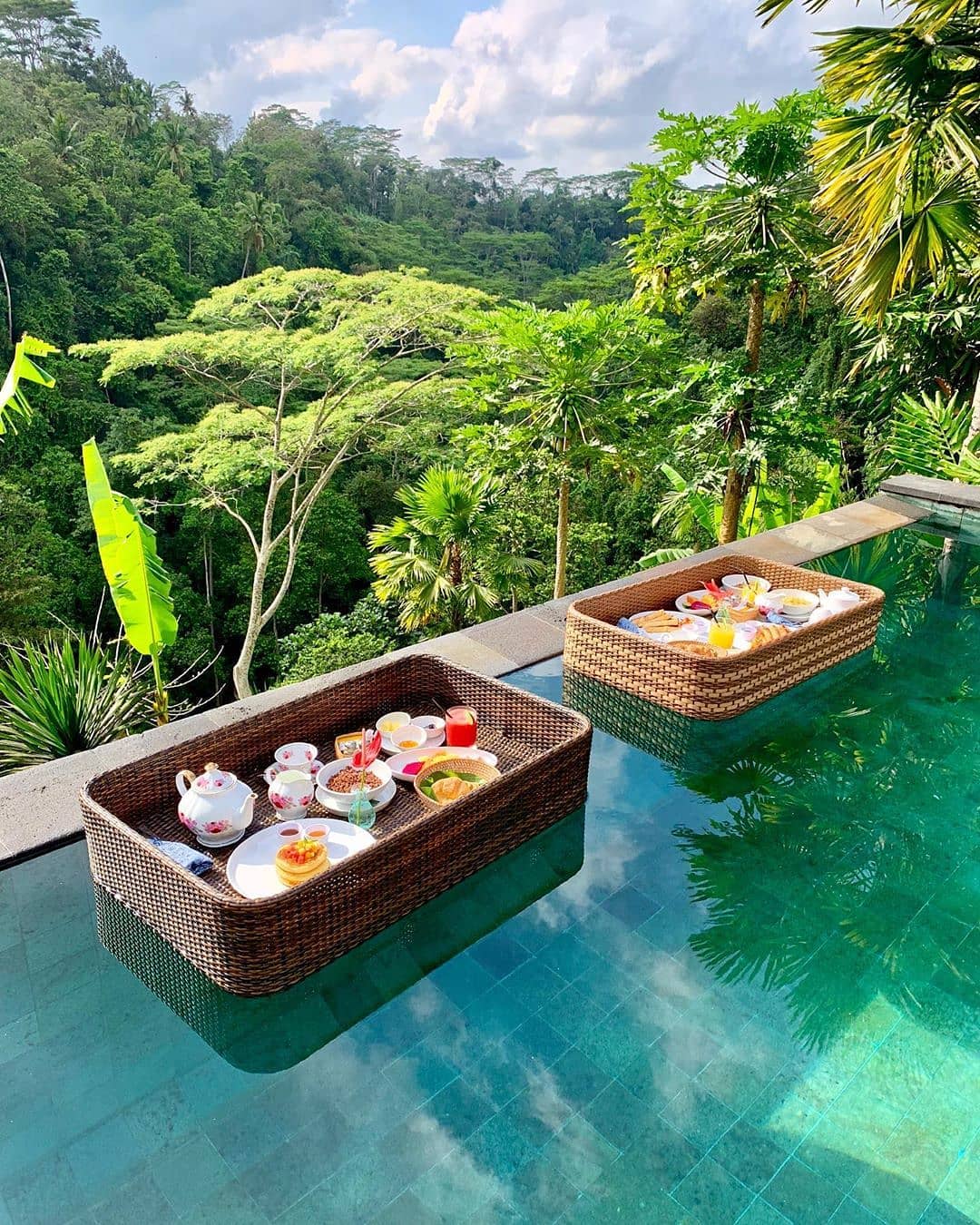 Floating Breakfast Ubud Valley Resort